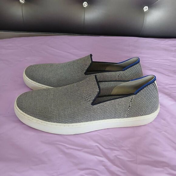 Rothys womens size 8.5 navy blue white knit sneakers - Picture 1 of 6